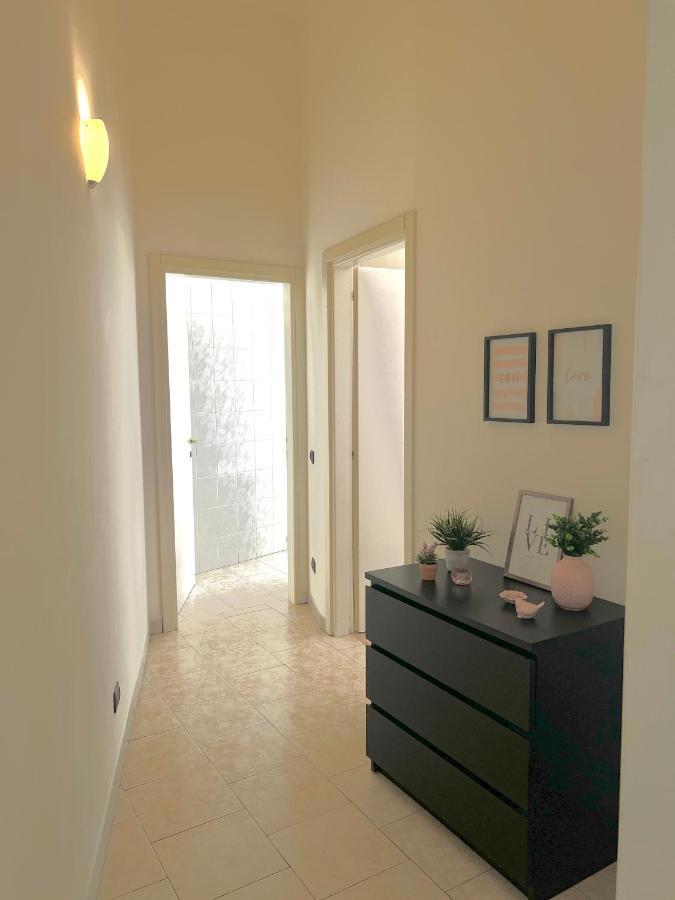 Casa Polly 2 - Ampio E Comodo Appartamento A Воґера Екстер'єр фото